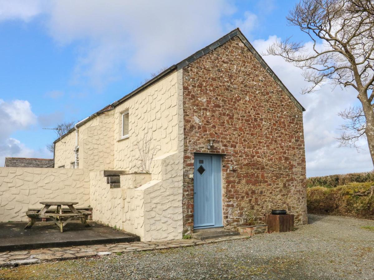 The Loft Apartment Holsworthy Exterior photo